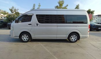 TOYOTA 2WD 2019 3.0 AT COMMUTER SILVER  4619 full
