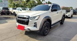 ISUZU 4WD 2021 3.0 AT DOUBLE CAB WHITE  3426