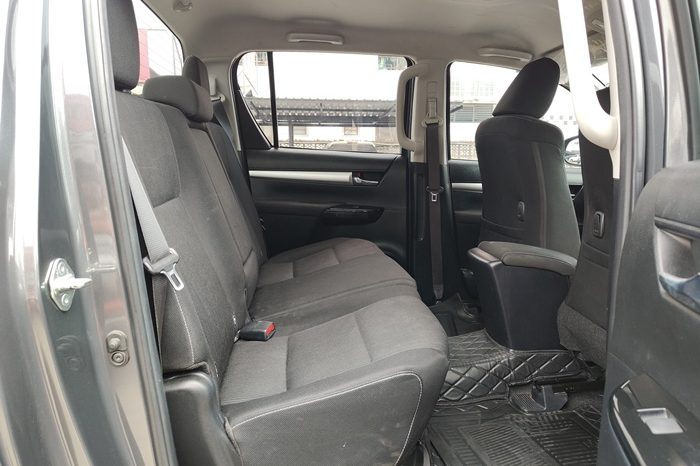 REVO PRE 2022 2.4 ENTRY AT DOUBLE CAB DARK GREY  8597 full