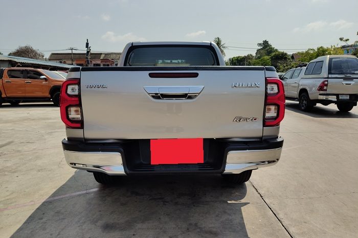 REVO 4WD 2021 2.4 MID MT DOUBLE CAB SILVER 8738 full