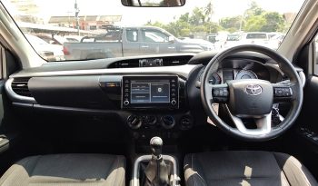 REVO 4WD 2021 2.4 MID MT DOUBLE CAB SILVER 8738 full