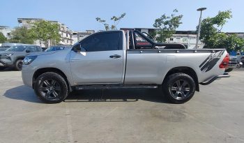 REVO 4WD 2023 2.8 ENTRY AT STANDARD SILVER  7927 full