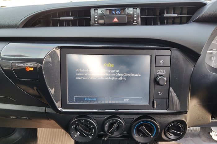 REVO 4WD 2023 2.8 ENTRY AT STANDARD SILVER  7927 full