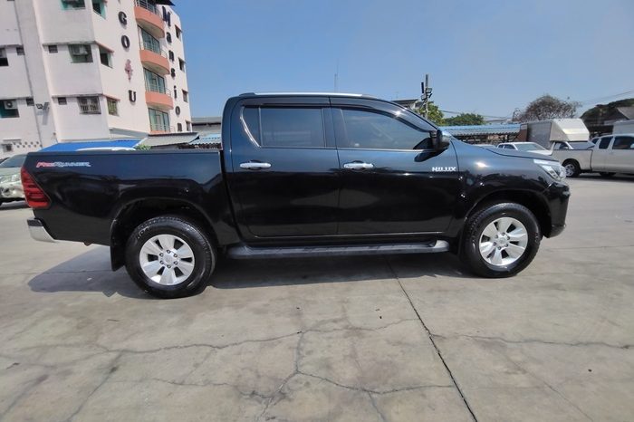 REVO PRE 2019 2.4E AT DOUBLE CAB BLACK  2771 full