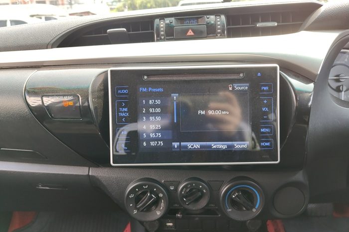 REVO PRE 2019 2.4E AT DOUBLE CAB BLACK  2771 full