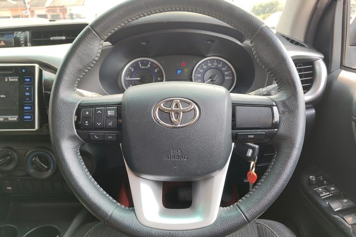 REVO PRE 2019 2.4E AT DOUBLE CAB BLACK  2771 full