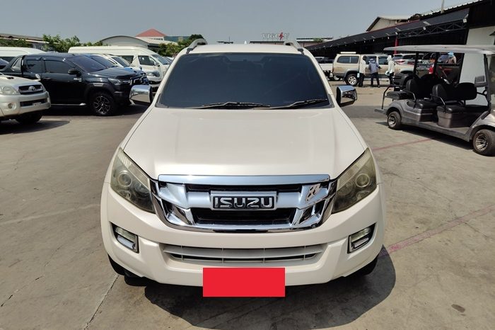 ISUZU 4WD 2015 3.0 AT DOUBLE CAB WHITE  8022 full