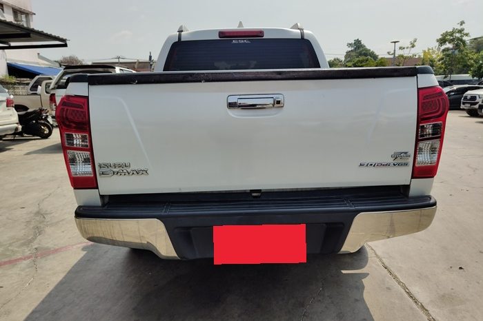 ISUZU 4WD 2015 3.0 AT DOUBLE CAB WHITE  8022 full