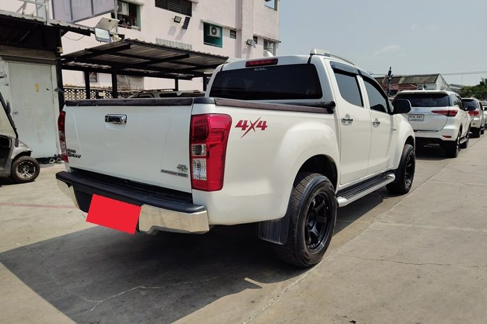ISUZU 4WD 2015 3.0 AT DOUBLE CAB WHITE  8022 full