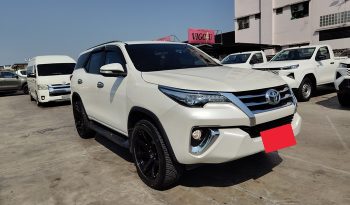 TOYOTA 2WD 2016 2.8V AT FORTUNER WHITE  3368 full