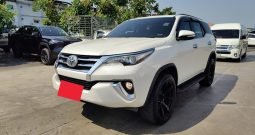 TOYOTA 2WD 2016 2.8V AT FORTUNER WHITE  3368