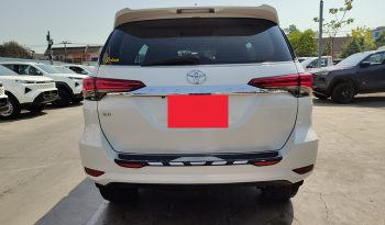 TOYOTA 2WD 2016 2.8V AT FORTUNER WHITE  3368 full