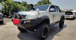 VIGO 4WD 2012 3.0G MT SMART CAB SILVER  843