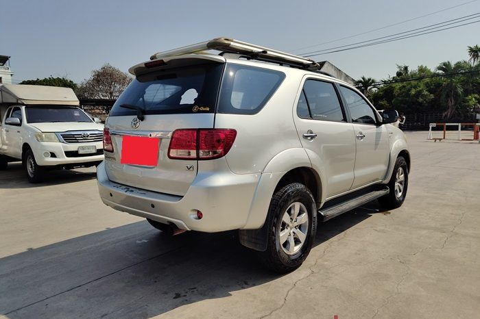 TOYOTA 4WD 2007 2.7V AT FORTUNER SILVER  6779 full