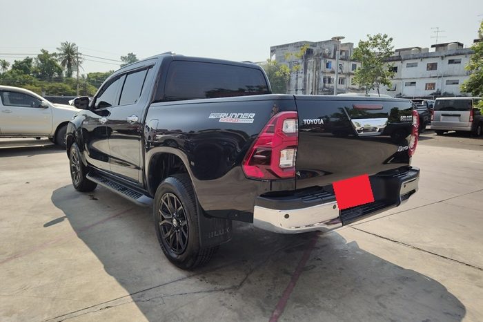 REVO PRE 2022 2.4 MID AT DOUBLE CAB BLACK  7776 full