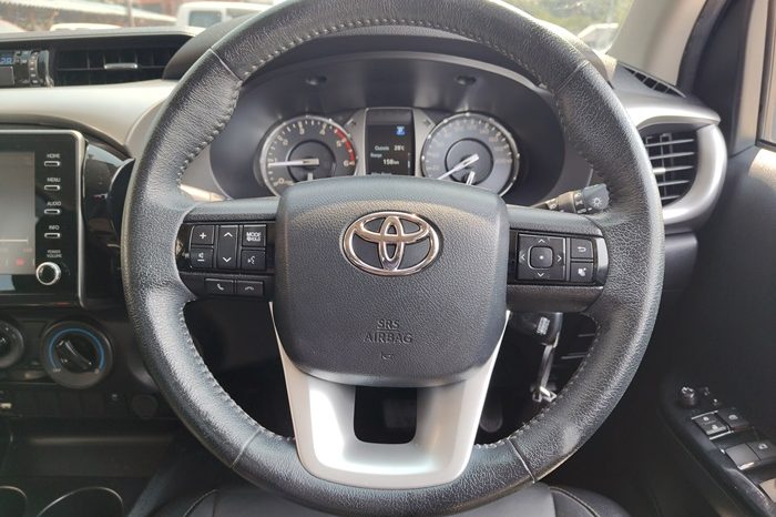 REVO PRE 2022 2.4 MID AT DOUBLE CAB BLACK  7776 full