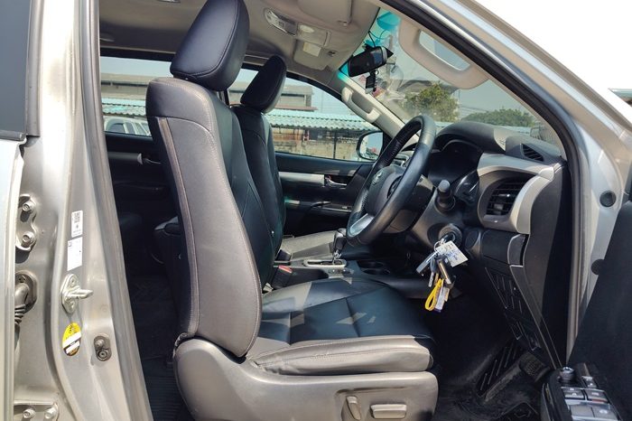 REVO PRE 2021 2.4 MID AT DOUBLE CAB SILVER  3426 full