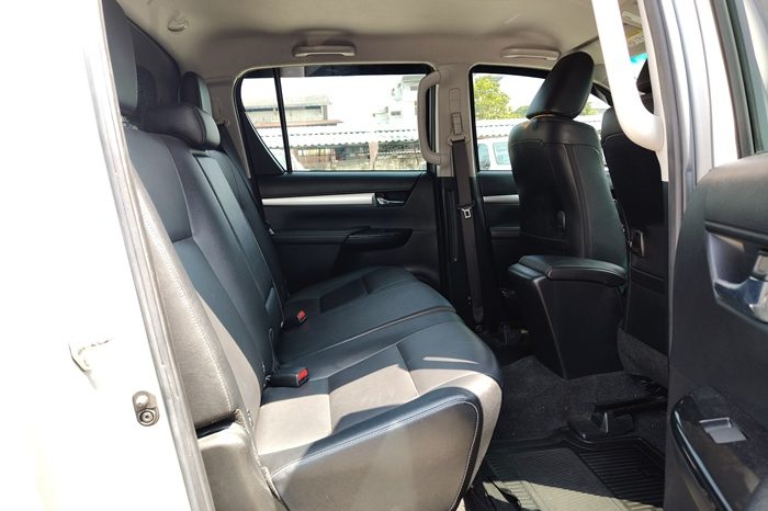 REVO PRE 2021 2.4 MID AT DOUBLE CAB SILVER  3426 full