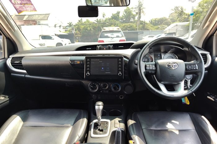 REVO PRE 2021 2.4 MID AT DOUBLE CAB SILVER  3426 full