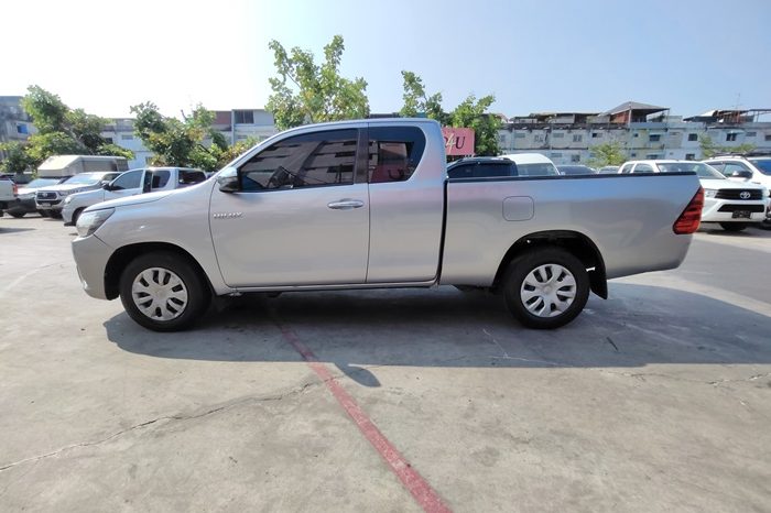 REVO 2WD 2018 2.4J MT SMART CAB SILVER  1144 full