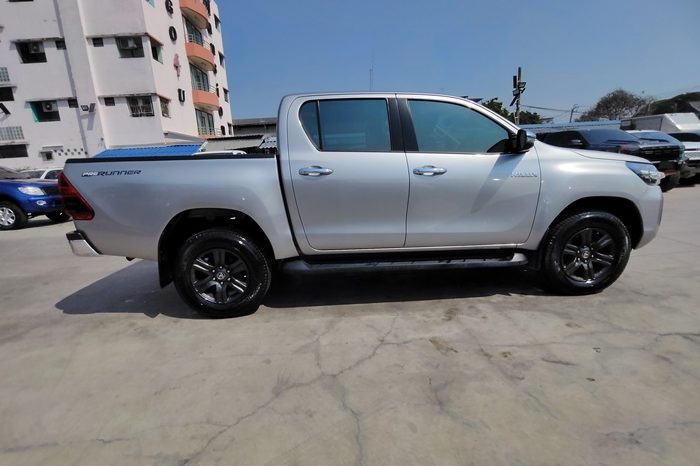 REVO PRE 2020 2.4 ENTRY AT DOUBLE CAB SILVER  1182 full