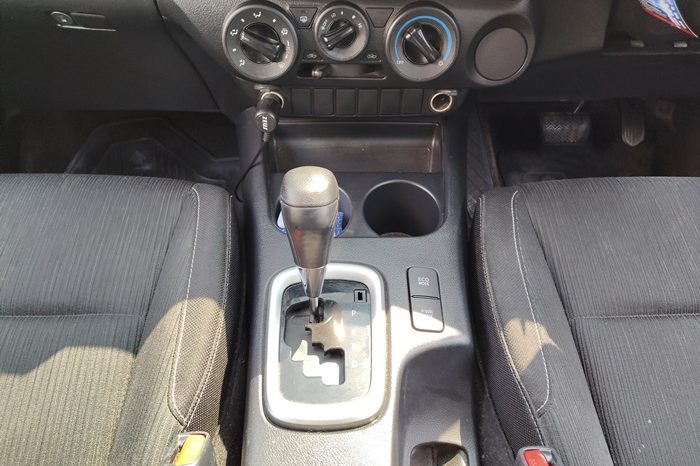 REVO PRE 2020 2.4 ENTRY AT DOUBLE CAB SILVER  1182 full