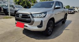 REVO PRE 2020 2.4 ENTRY AT DOUBLE CAB SILVER  7100
