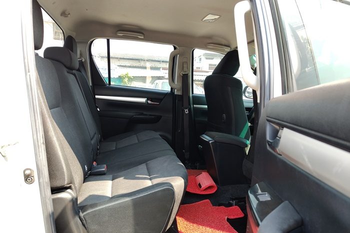 REVO PRE 2020 2.4 ENTRY AT DOUBLE CAB SILVER  7100 full