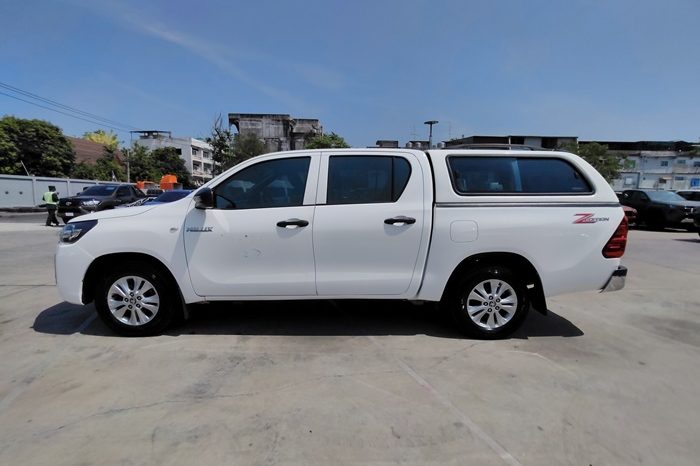 REVO 2WD 2020 2.4 MID AT DOUBLE CAB WHITE  2923 full