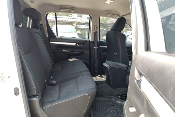 REVO 2WD 2020 2.4 MID AT DOUBLE CAB WHITE  2923 full