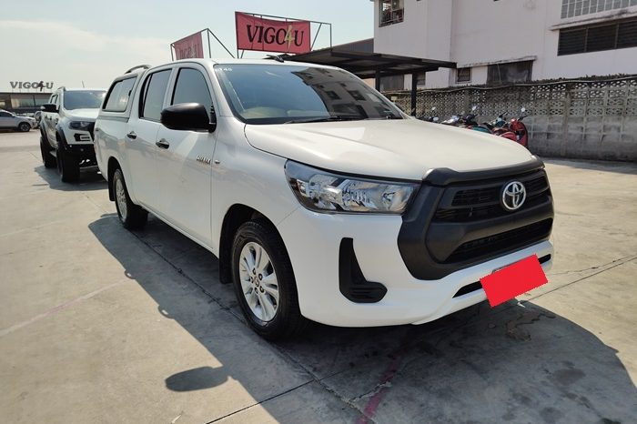 REVO 2WD 2020 2.4 MID AT DOUBLE CAB WHITE  1747 full