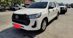 REVO 2WD 2020 2.4 MID AT DOUBLE CAB WHITE  1747