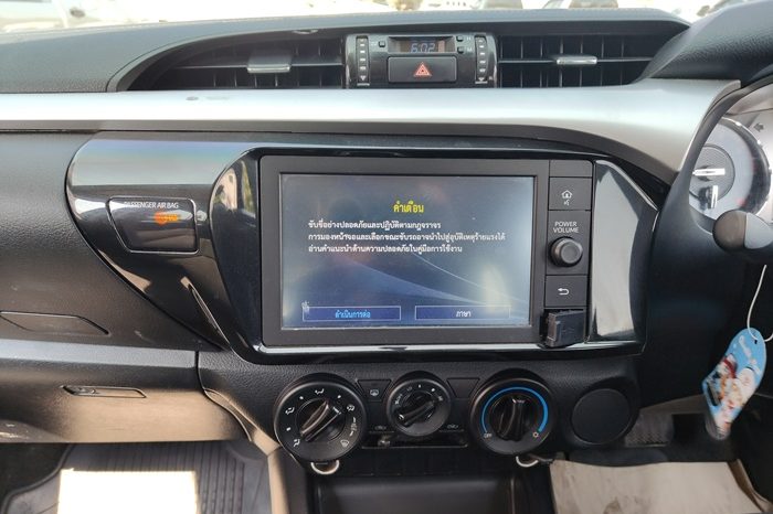 REVO 2WD 2020 2.4 MID AT DOUBLE CAB WHITE  1747 full