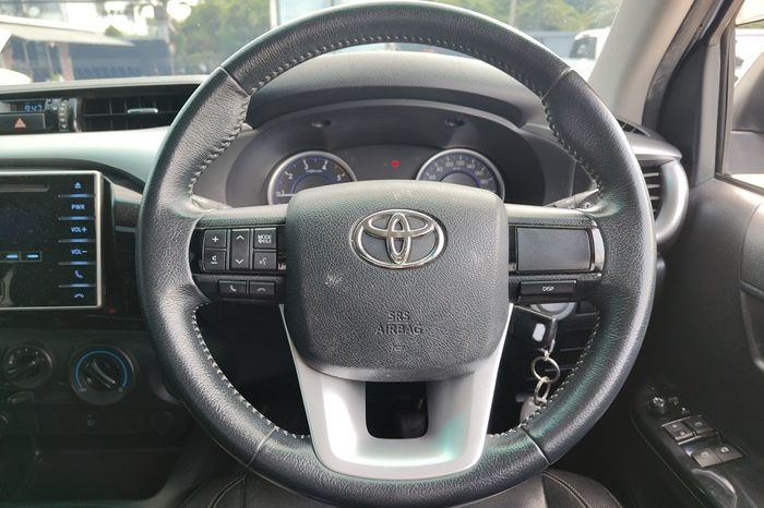 REVO 2WD 2017 2.4E MT SMART CAB SILVER  429 full