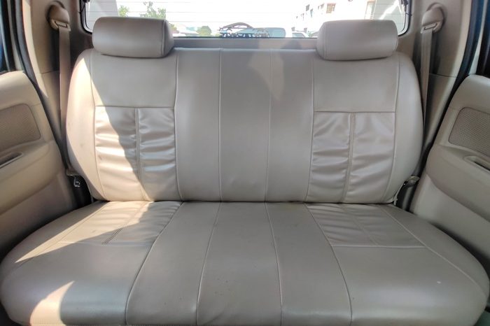 VIGO 4WD 2006 3.0G MT DOUBLE CAB SILVER  7419 full