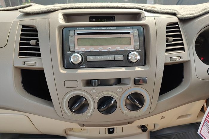 VIGO 4WD 2006 3.0G MT DOUBLE CAB SILVER  7419 full