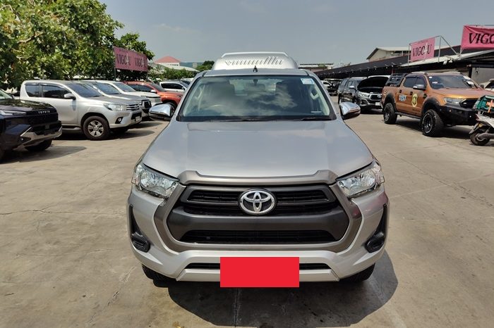 REVO PRE 2021 2.4 ENTRY AT DOUBLE CAB SILVER  1384 full