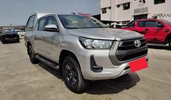 REVO PRE 2021 2.4 ENTRY AT DOUBLE CAB SILVER  1384 full