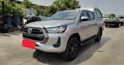 REVO PRE 2021 2.4 ENTRY AT DOUBLE CAB SILVER  1384