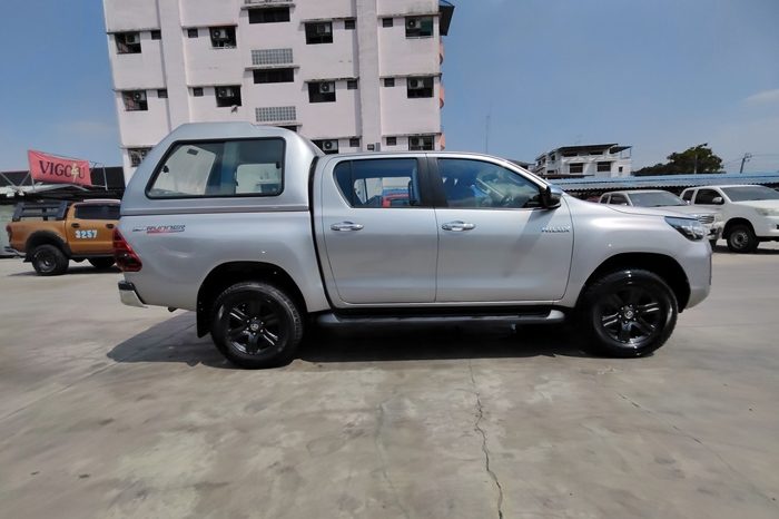 REVO PRE 2021 2.4 ENTRY AT DOUBLE CAB SILVER  1384 full