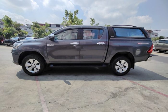 REVO PRE 2018 2.4E AT DOUBLE CAB DARK GREY  7773 full