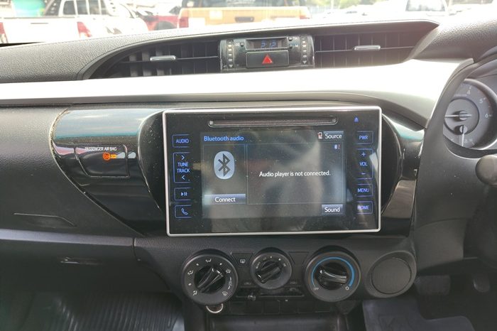 REVO PRE 2018 2.4E AT DOUBLE CAB DARK GREY  7773 full