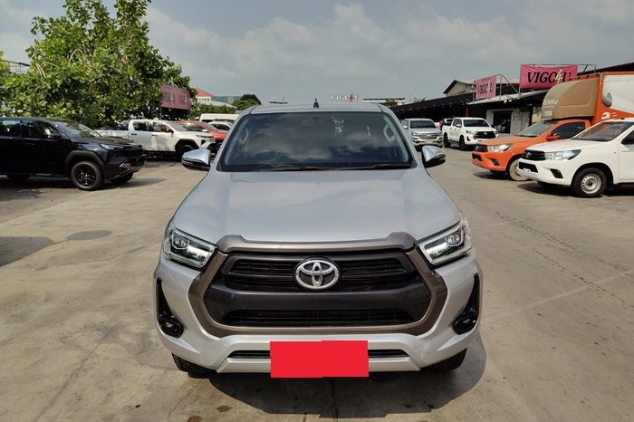 REVO 4WD 2021 2.4 MID MT DOUBLE CAB SILVER  6057 full