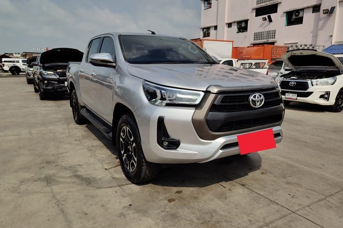 REVO 4WD 2021 2.4 MID MT DOUBLE CAB SILVER  6057 full