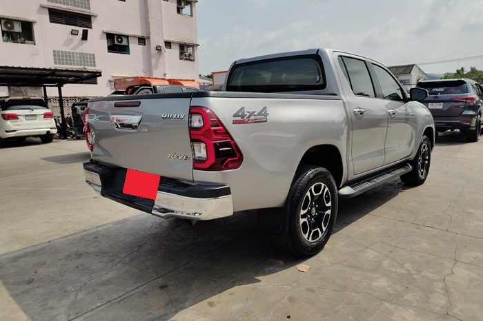 REVO 4WD 2021 2.4 MID MT DOUBLE CAB SILVER  6065 full