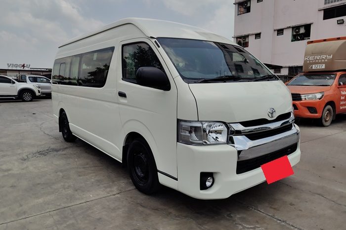 TOYOTA 2WD 2019 2.7 MT COMMUTER WHITE  5127 full