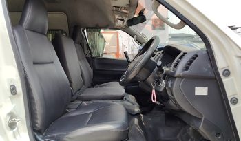 TOYOTA 2WD 2019 2.7 MT COMMUTER WHITE  5127 full