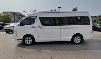 TOYOTA 2WD 2019 3.0 MT COMMUTER WHITE  4188 full