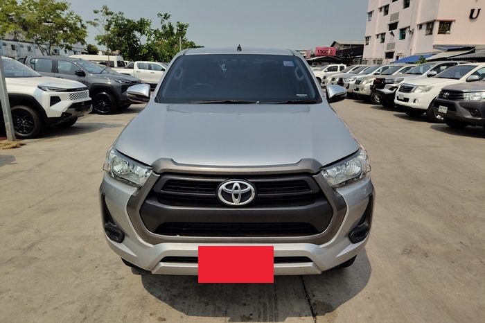 REVO PRE 2020 2.4 ENTRY AT DOUBLE CAB SILVER  1338 full