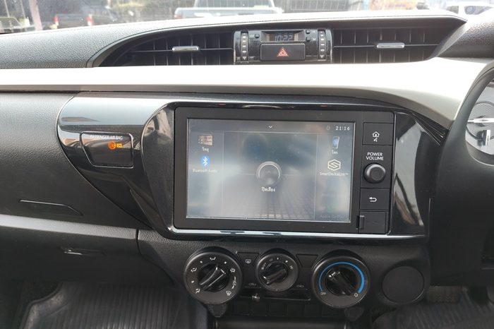 REVO PRE 2020 2.4 ENTRY AT DOUBLE CAB SILVER  1338 full